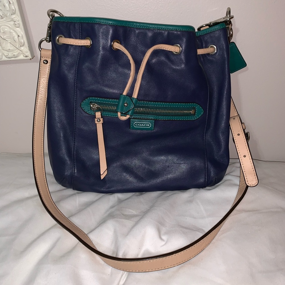 Coach bucket bag